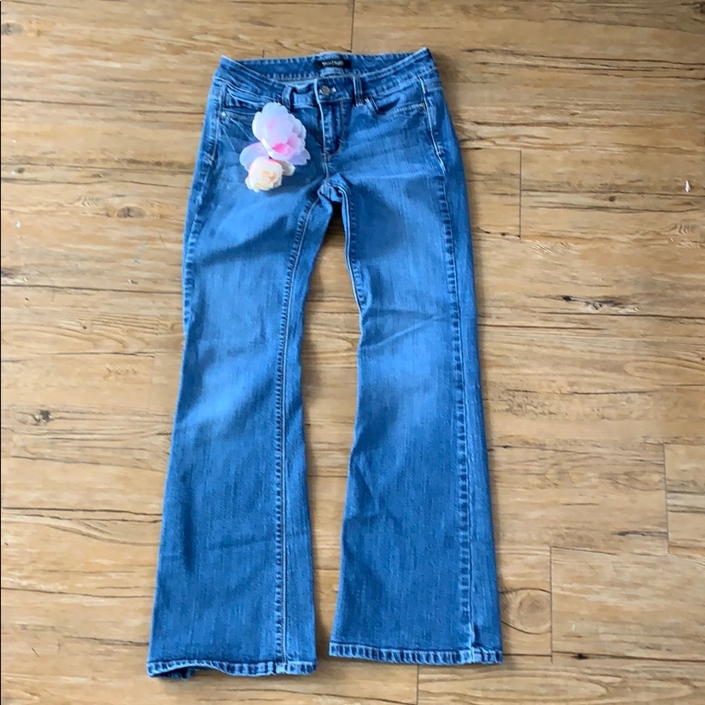 WHBM JEANS